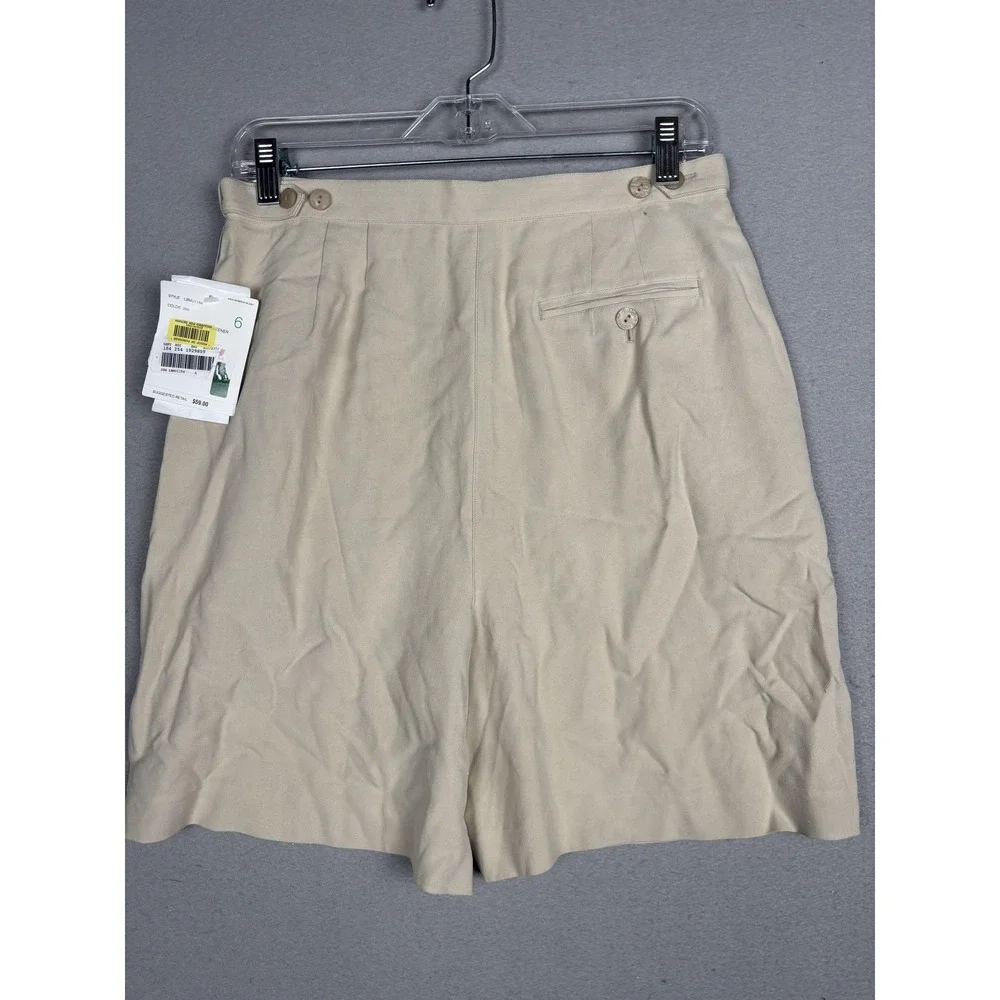 Lizgolf‎ By Liz Claiborne Shorts Womens 6 Beige Silk Golf Bermuda Pleated Twill